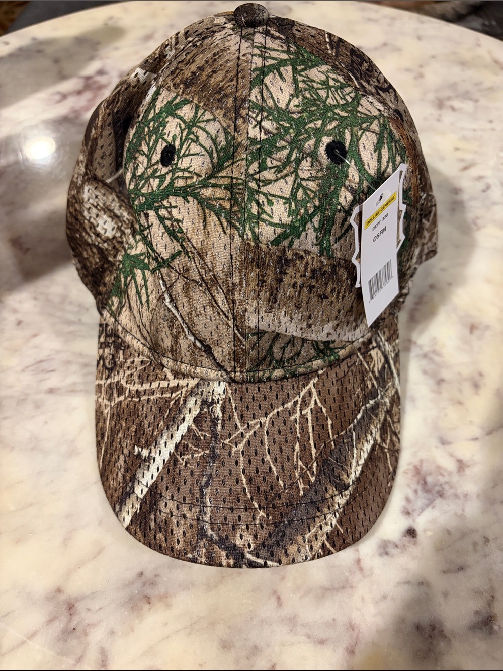 NWT men’s OSFM real tree camo hat